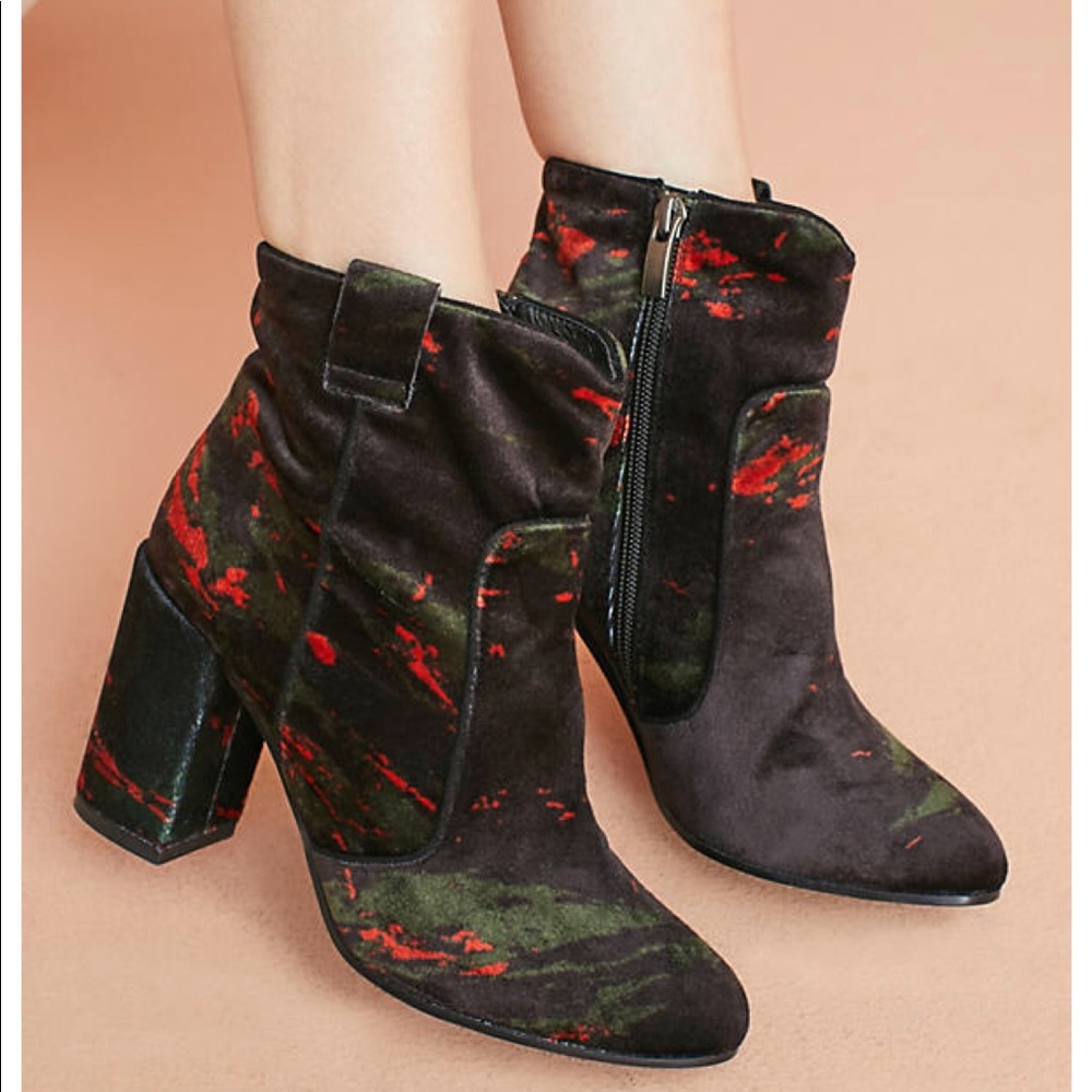 Anthropologie Velvet Green Red Camo Boots Booties - Picture 3 of 7